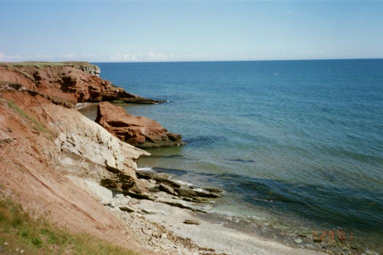 http://upload.wikimedia.org/wikipedia/commons/1/15/Magdalen-cliffside.jpg